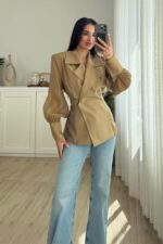 Vatkalı Kruvaze Yaka Çıtçıtlı Tül Gömlek Olivia