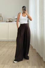 Pileli Geniş Kesim Pantolon Kahverengi