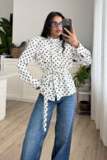 Cep Detaylı Hakim Yaka Puantiyeli Gömlek Beyaz