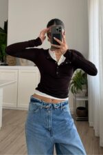 Önü Çıtçıtlı İki Kat Bluz Kahverengi