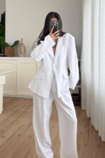 Yong Cebi Asimetrik Ceket Beyaz