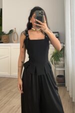 Kolları Bağlamalı Tasarım Bluz Siyah