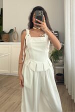 Kolları Bağlamalı Tasarım Bluz Beyaz