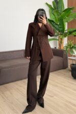 Çapraz Düğmeli Dantel Detaylı Takım Kahverengi