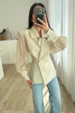 Vatkalı Kruvaze Yaka Çıtçıtlı Tül Gömlek Taş - Görsel 2