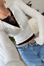 Önü Çıtçıtlı İki Kat Bluz Beyaz - Görsel 2