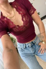 Yakası Dantelli V Yaka Bluz Bordo - Görsel 2