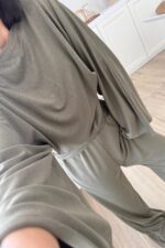 Geniş Kol Bluz Pantolon Takım Haki - Görsel 3