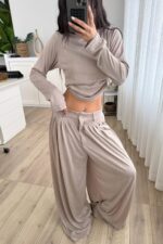 Pantolonu Pileli Bluz Takım Vizon - Görsel 2