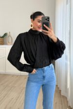 Beli Lastikli Boyundan Bağlamalı Bluz Siyah