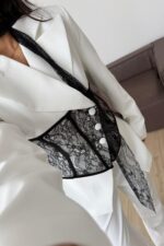 Çapraz Düğmeli Dantel Detaylı Takım Siyah Beyaz - Görsel 3