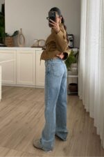 Yırtık Paça Mavi Yıkamalı Jean - Görsel 4