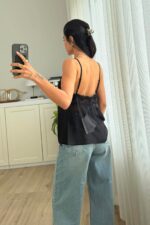 Yakası Nakış Detaylı Şifon Bluz Siyah - Görsel 3