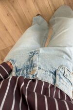 Cebi Yıldız Desenli Bol Paça Açık Mavi Jean - Görsel 3